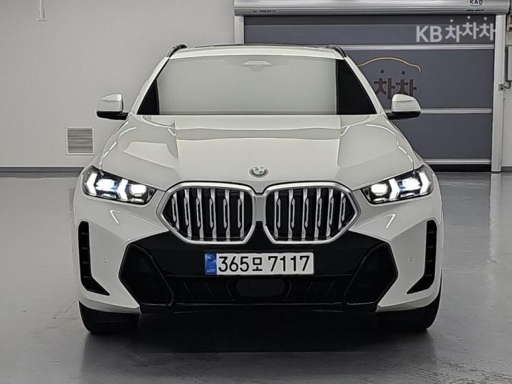 BMW X6 — miniaturë 2