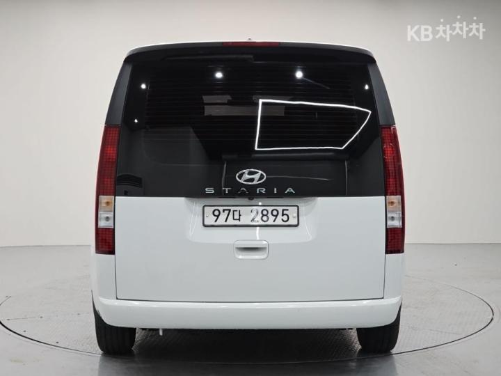 Hyundai Staria — miniaturë 3