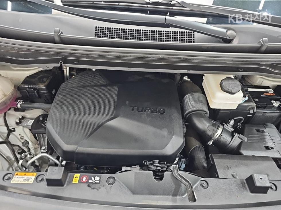 Hyundai Staria — miniaturë 5