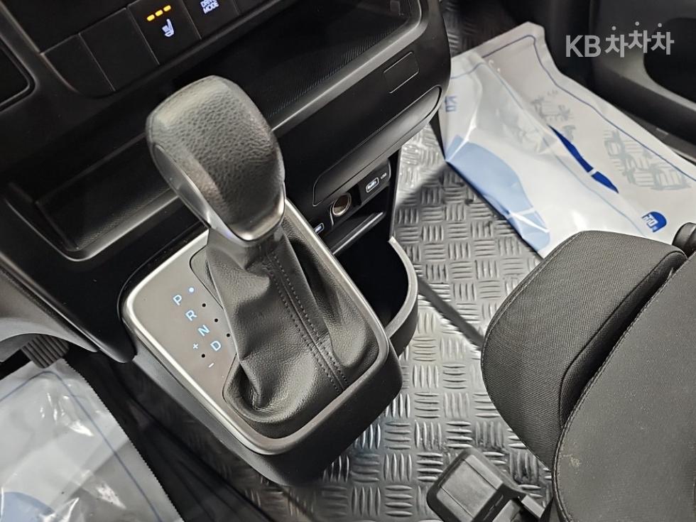 Hyundai Staria — miniaturë 8