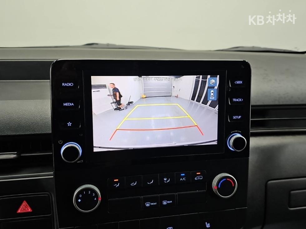 Hyundai Staria — miniaturë 14