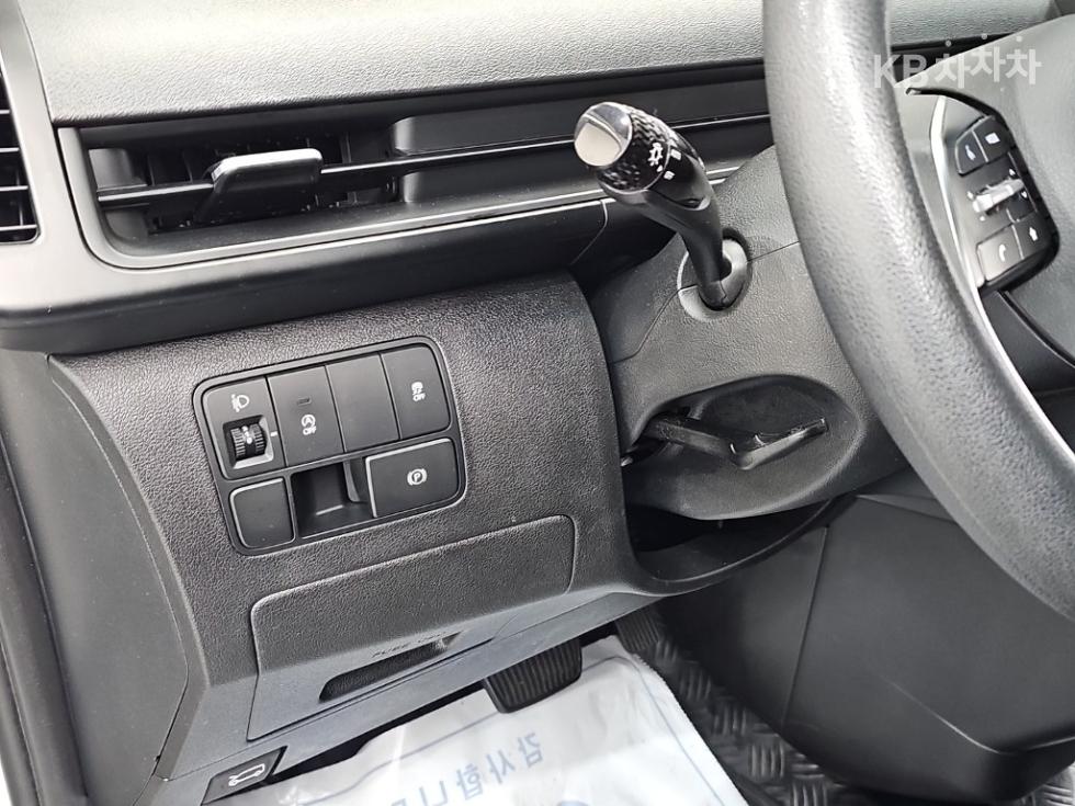 Hyundai Staria — miniaturë 16