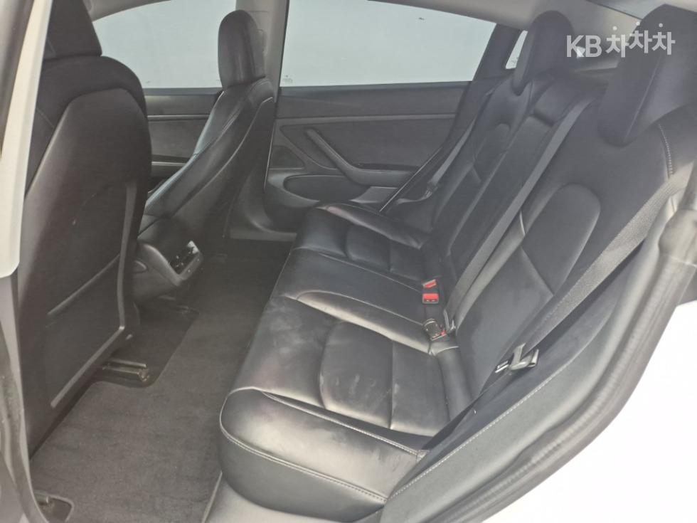 Tesla Model 3 — miniaturë 12