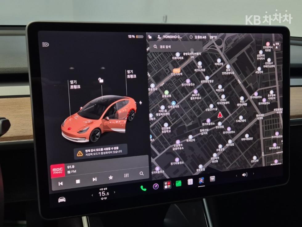 Tesla Model 3 — miniaturë 14