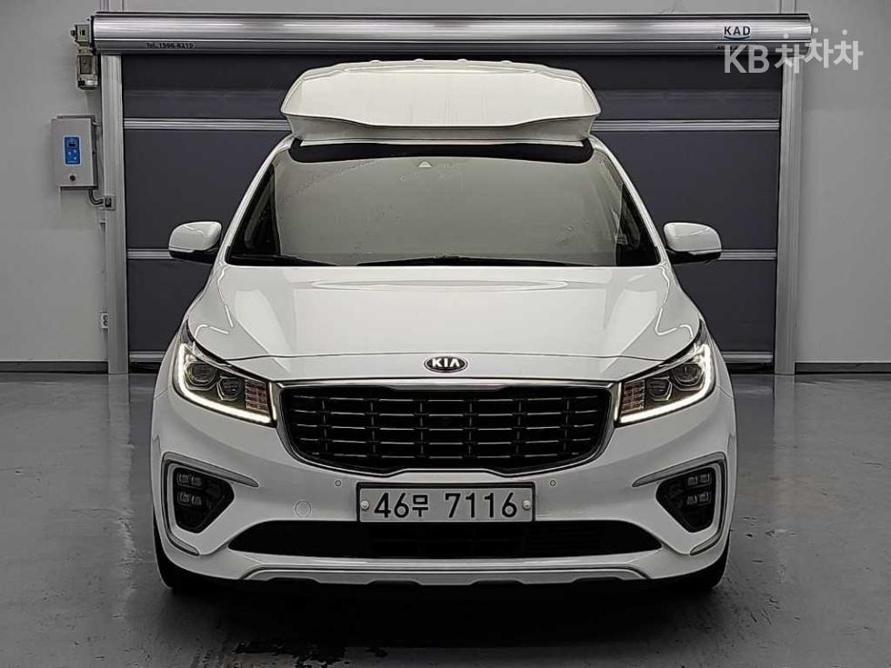 Kia Carnival — miniaturë 2