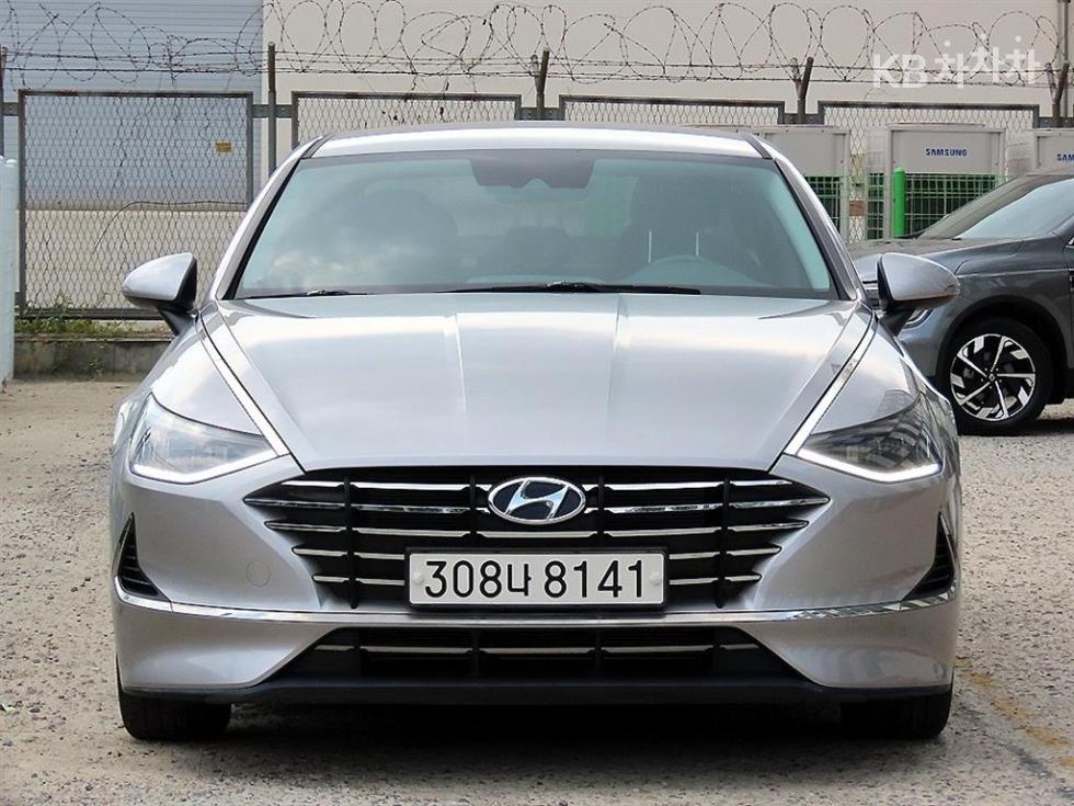 2021 hyundai Sonata 2.0 Premium Family