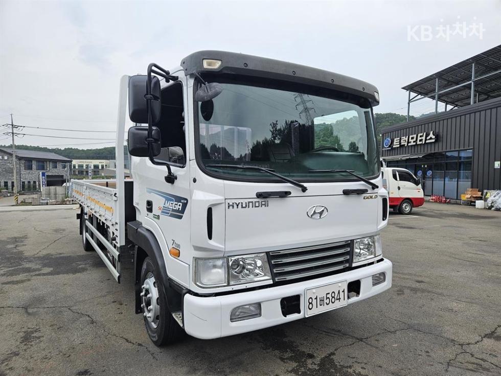 Hyundai 현대현대트럭 5톤 초장축