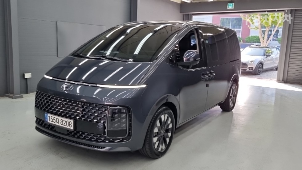 Hyundai Staria — miniaturë 2