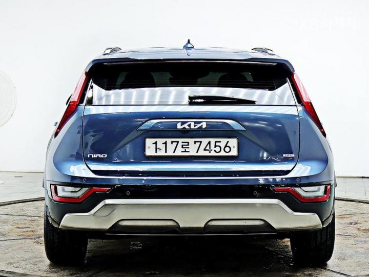Kia Niro 1.6 HEV Prestige 3