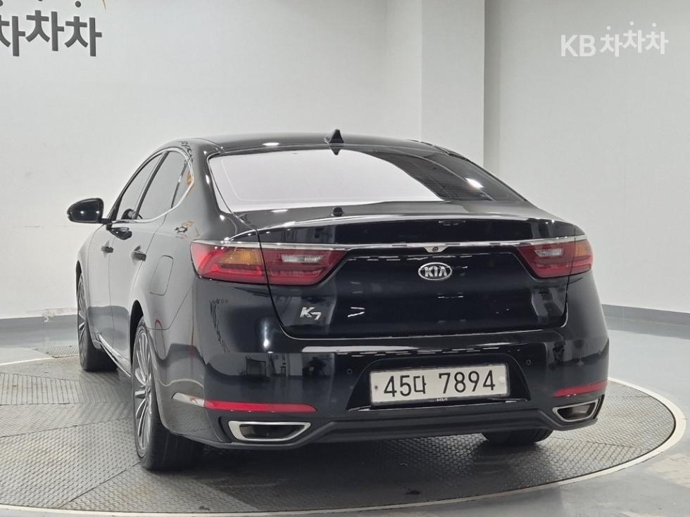 Kia K7 — miniaturë 2