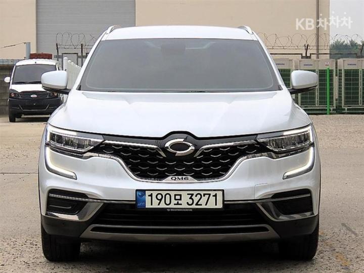 Renault QM6 2.0 lpe 2wd re — foto 1