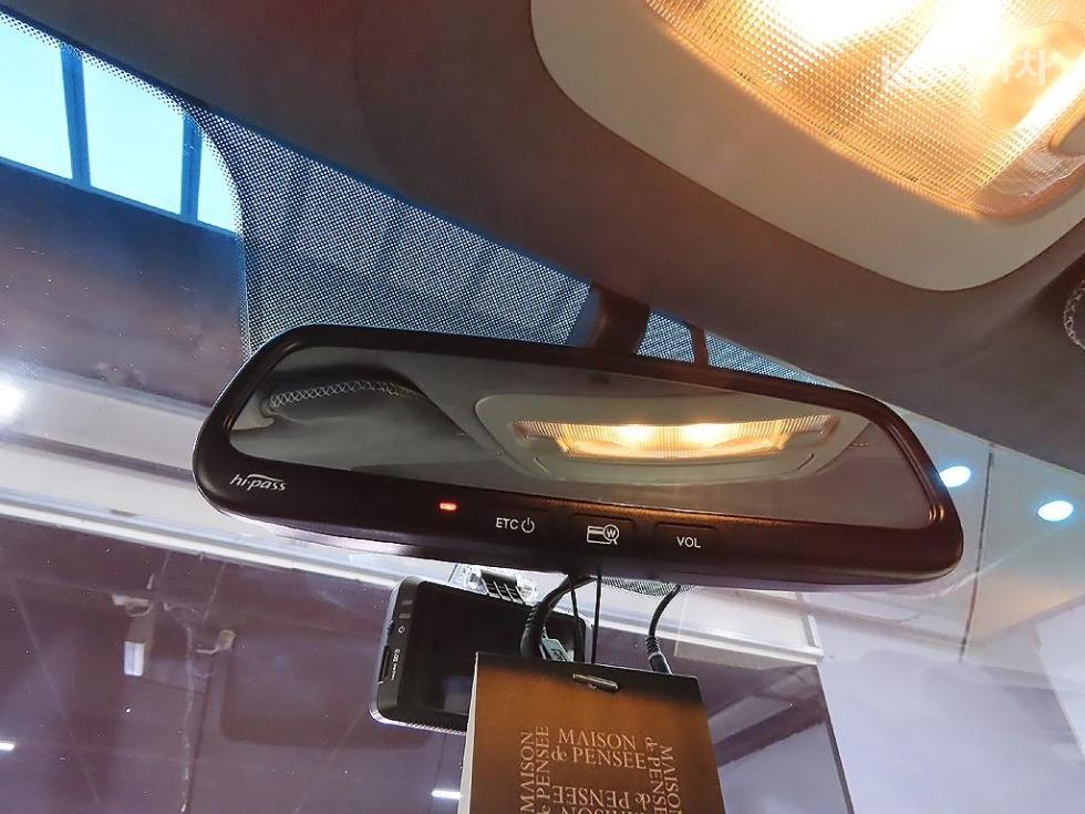 Kia Carnival — miniaturë 17