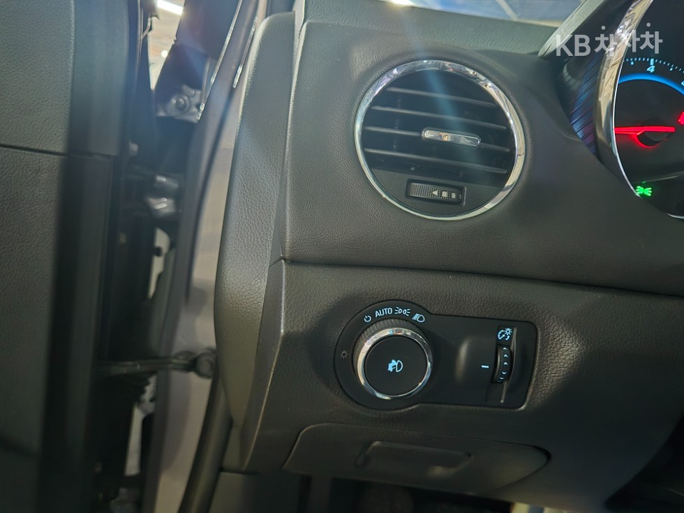 Chevrolet Cruze — miniaturë 13