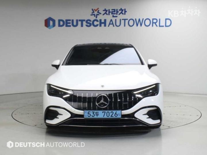 Mercedes-Benz EQE — miniaturë 3