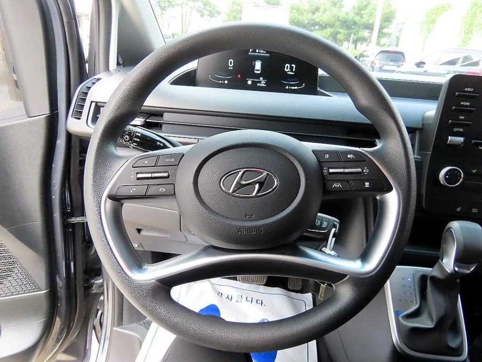 Hyundai Staria — miniaturë 8