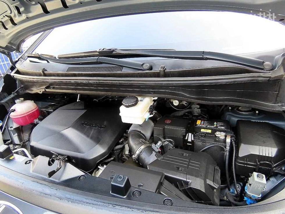 Hyundai Staria — miniaturë 19