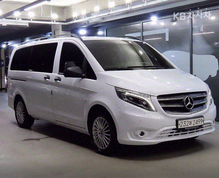 Mercedes-Benz V-Class