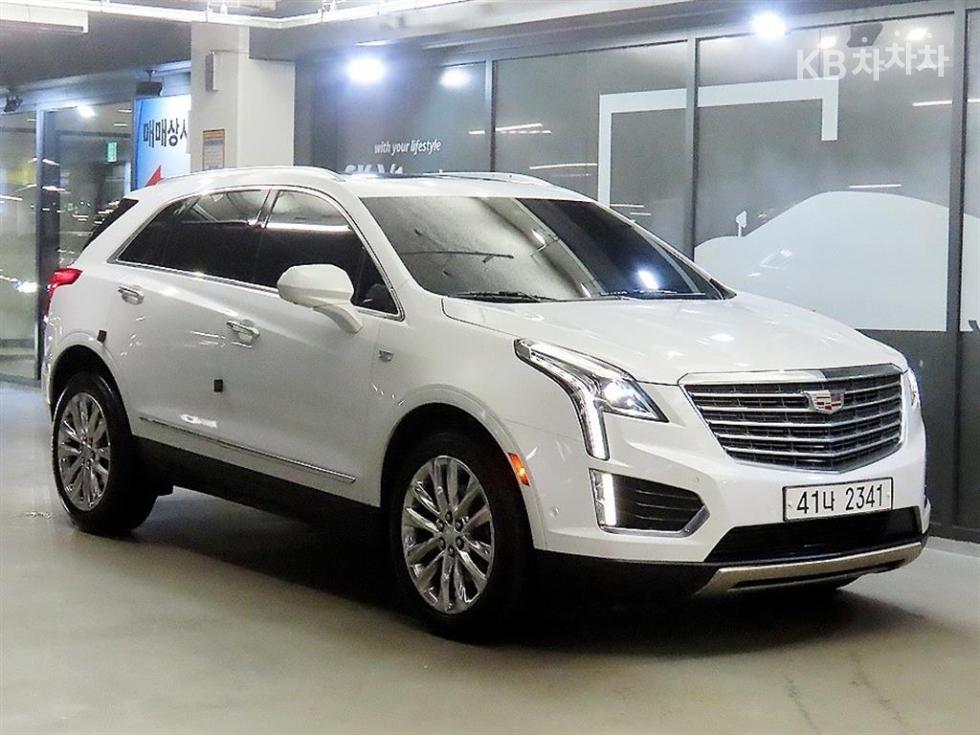 كاديلاك XT5