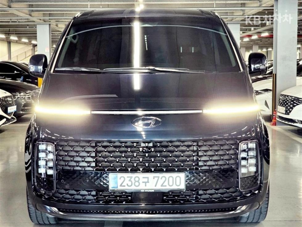 Hyundai Staria