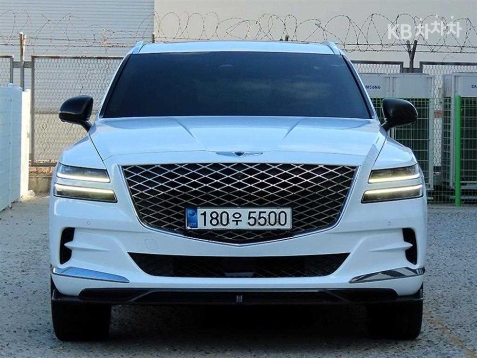 جينيسيس GV80
