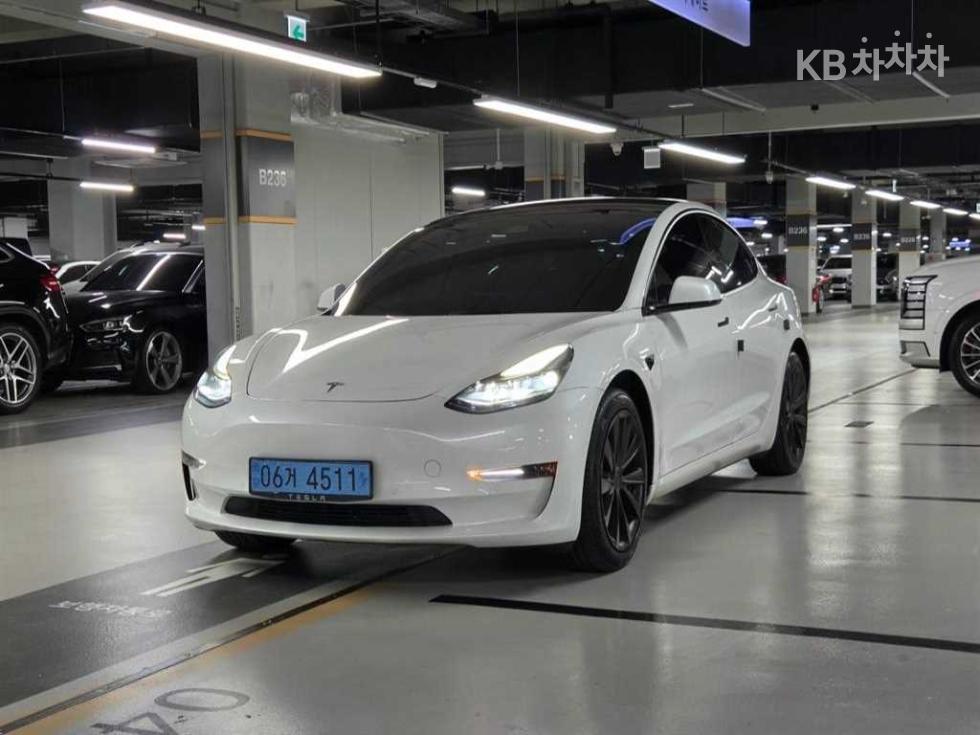 تيسلا Model 3