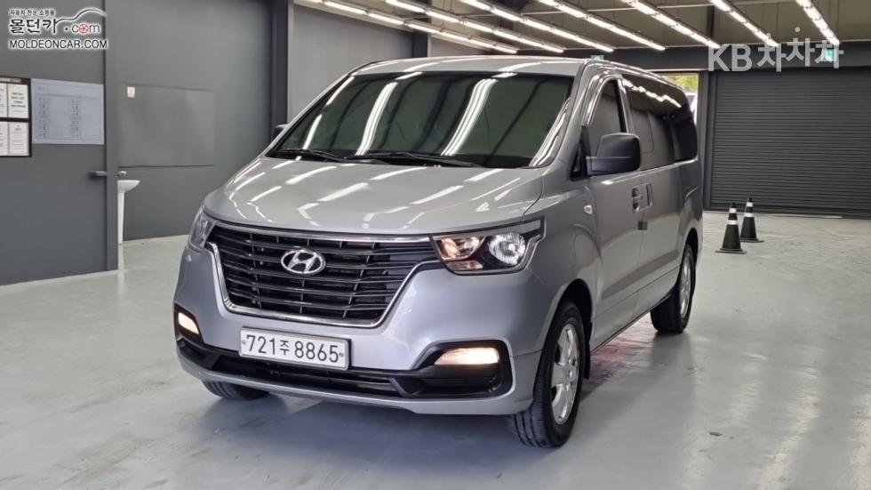 Hyundai Grand Starex