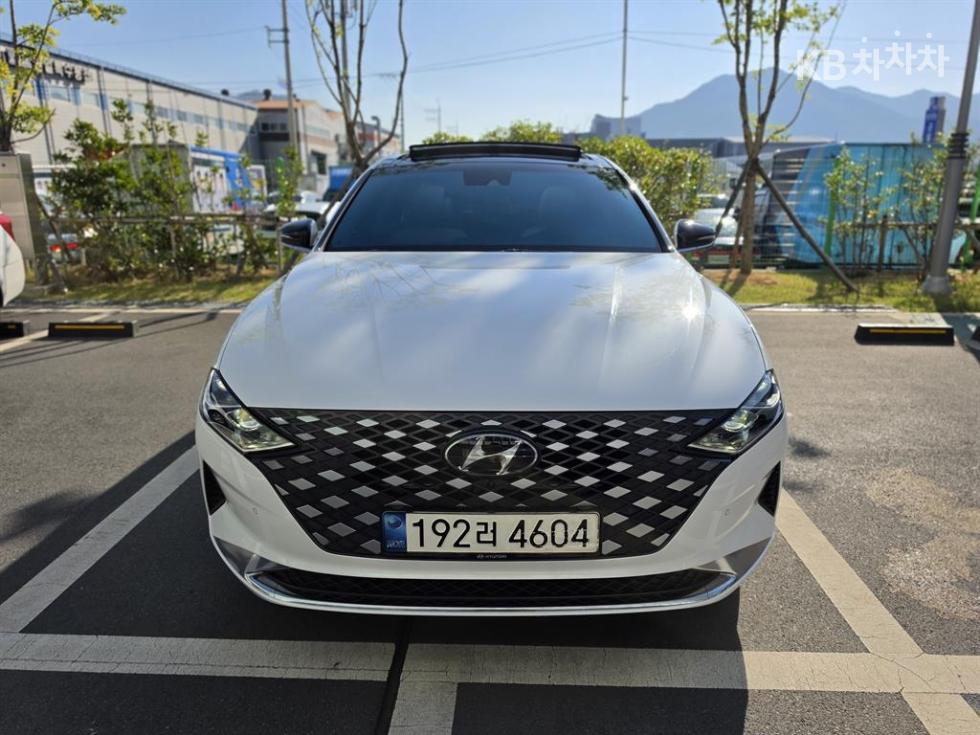 Hyundai Grandeur