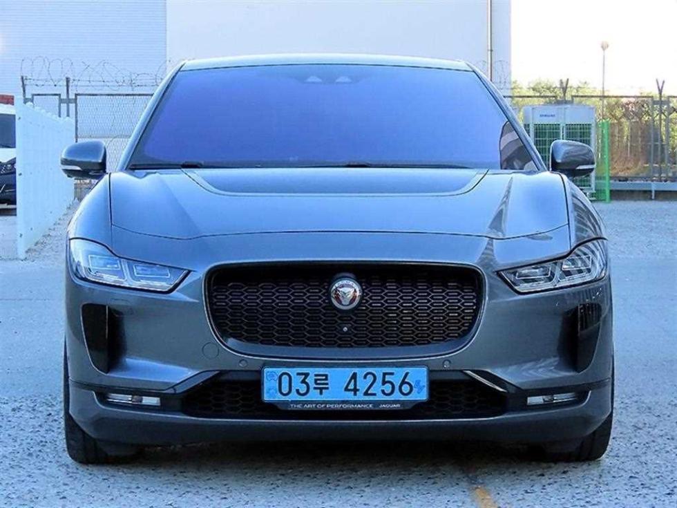 Jaguar I-PACE