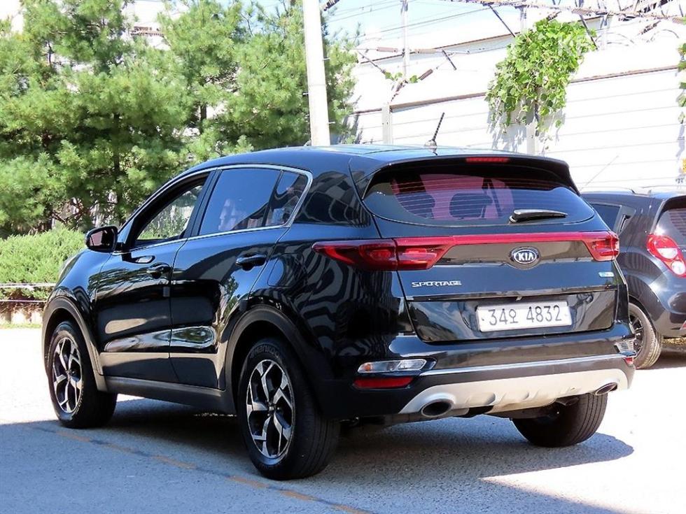 Kia Sportage LUXURY — фото 3