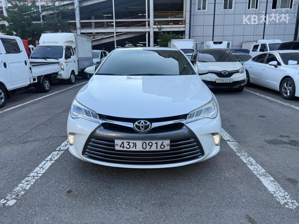 Toyota Камри
