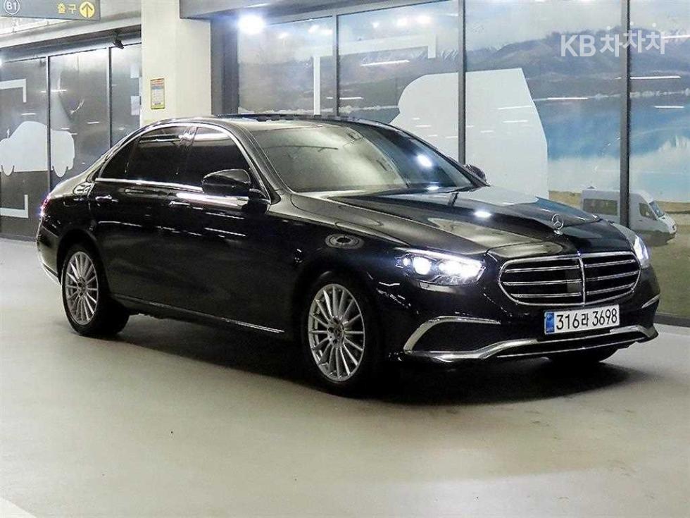 مرسيدس E-Class
