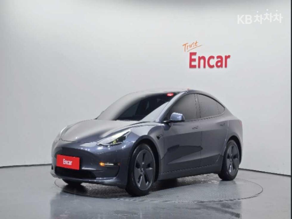 تيسلا Model 3