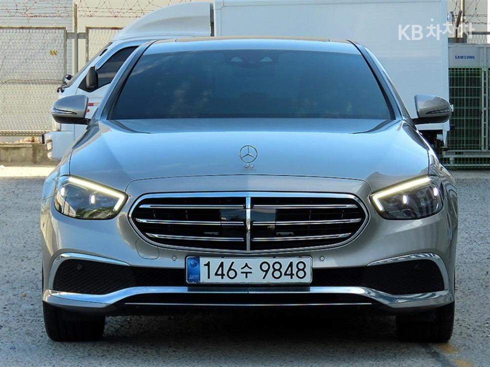 مرسيدس E-Class