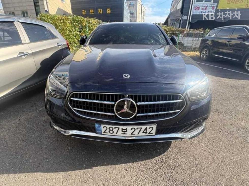 مرسيدس E-Class