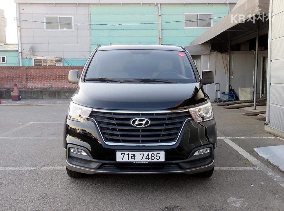 Hyundai Grand Starex