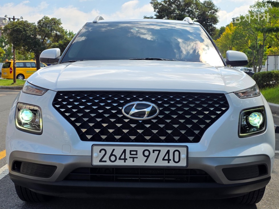 Hyundai Venue