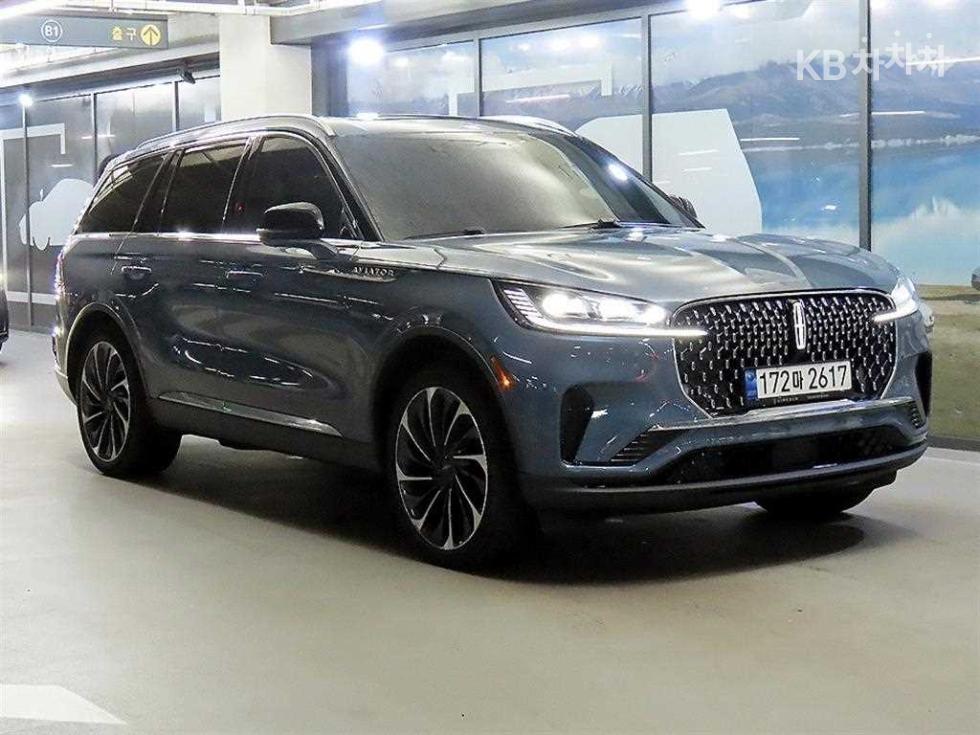 Lincoln Aviator