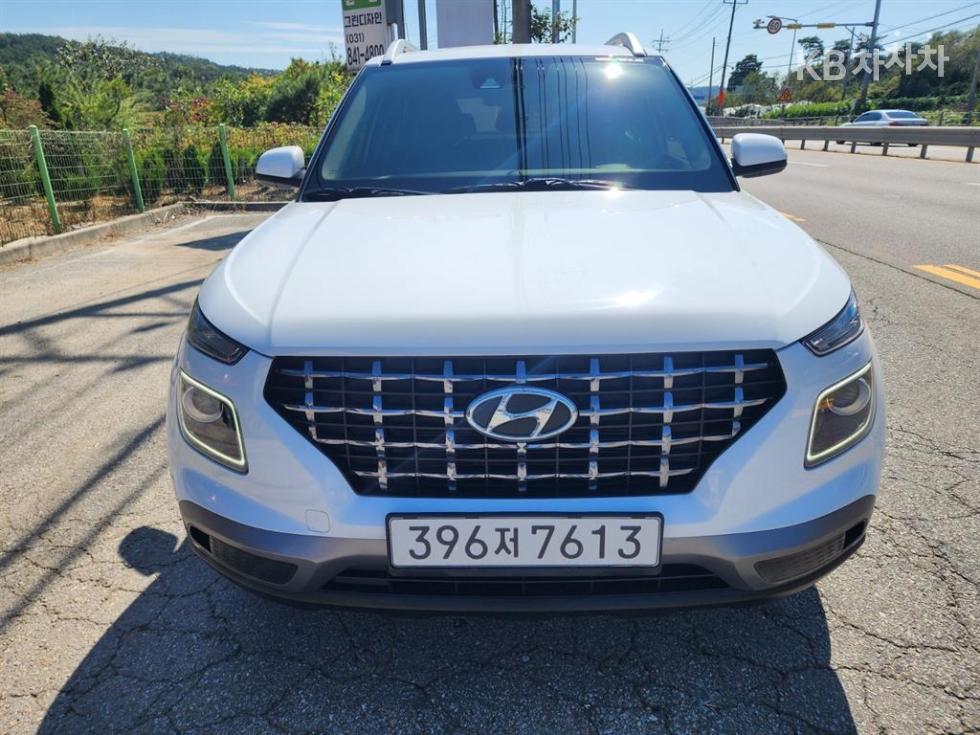 Hyundai Venue