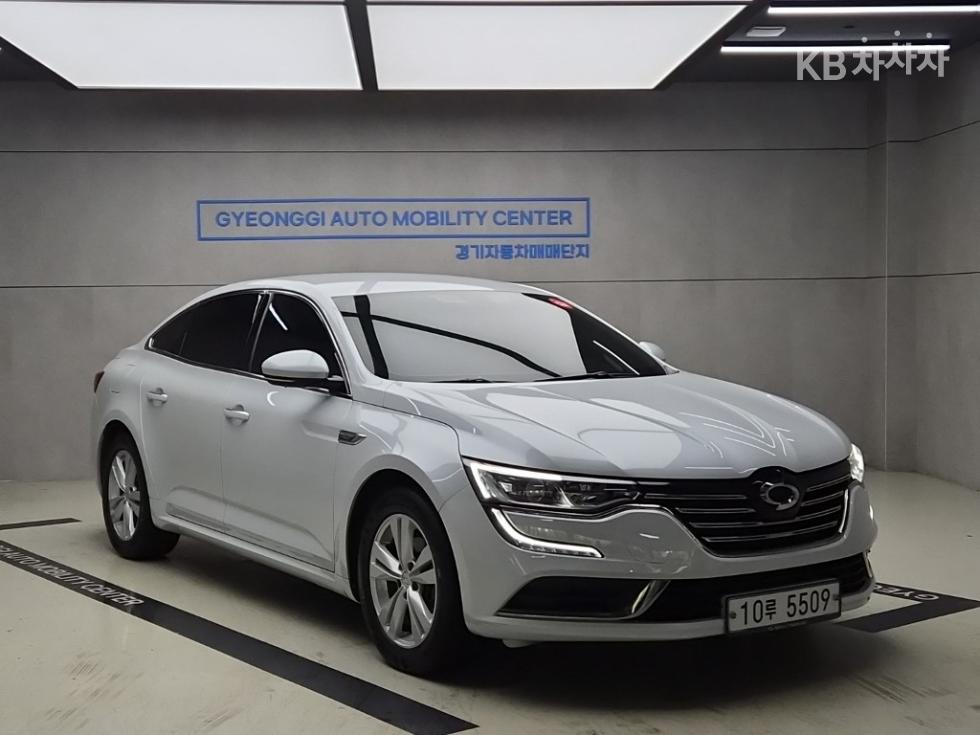 Renault SM6