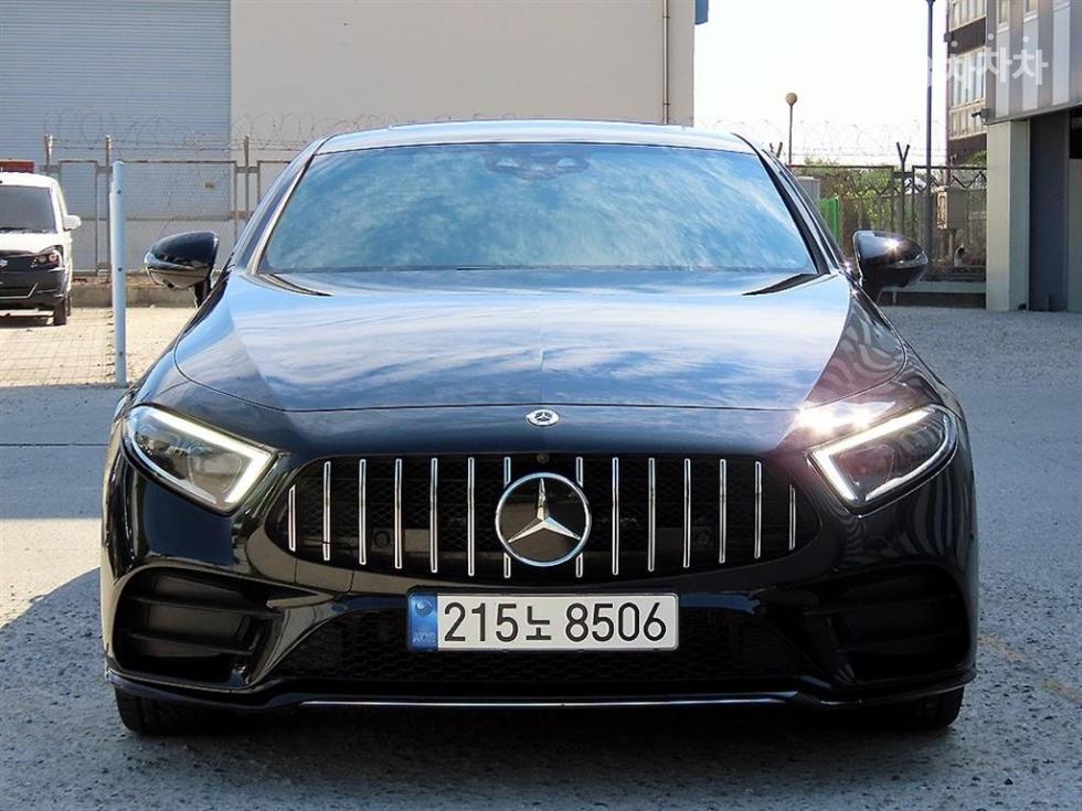 Mercedes-Benz CLS-Class
