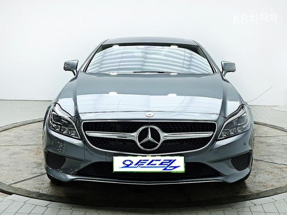 Mercedes-Benz CLS-Class