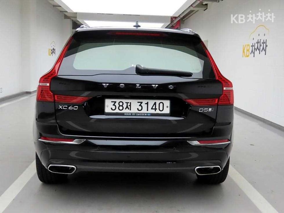 Volvo XC60 2.4 Inscription — фото 4