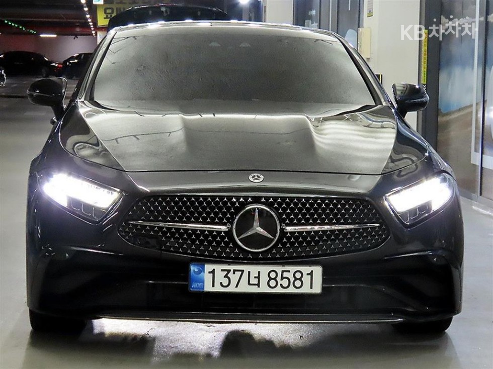 Mercedes-Benz CLS-Class