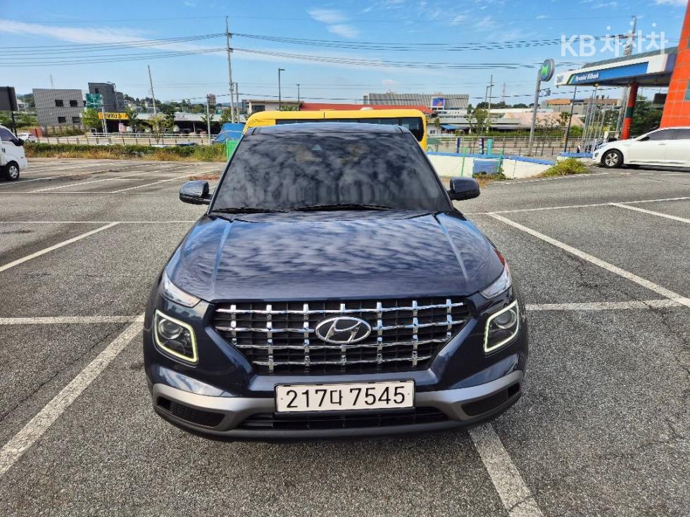 Hyundai Venue
