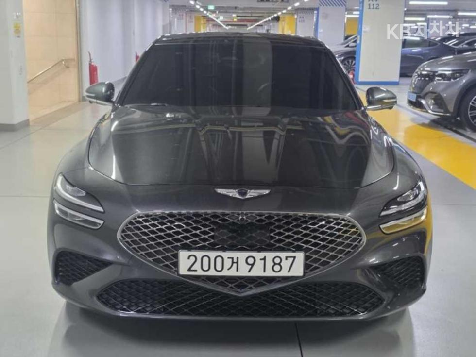 جينيسيس G70