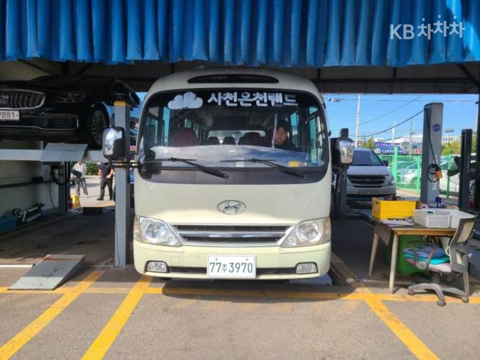 Hyundai County