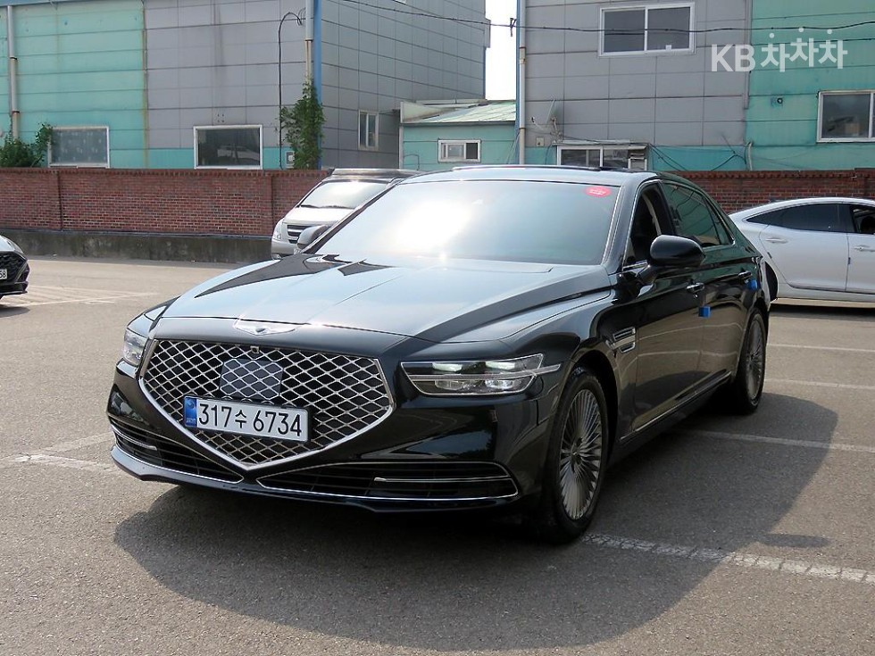 جينيسيس G90