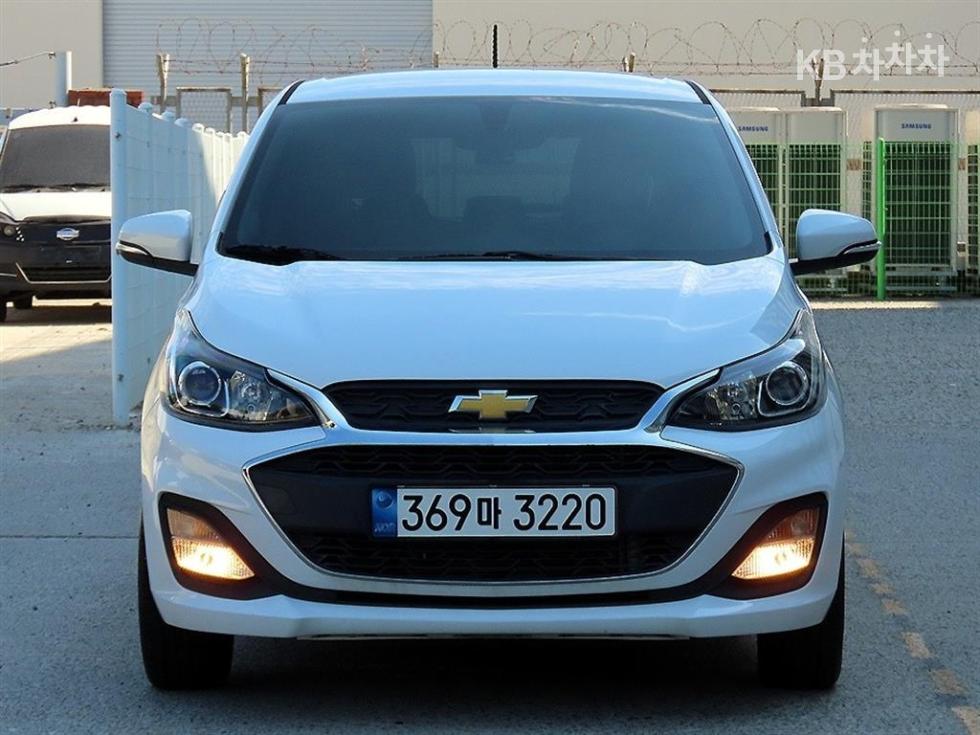 GM Korea Chevrolet Spark BASE MODEL — фото 1
