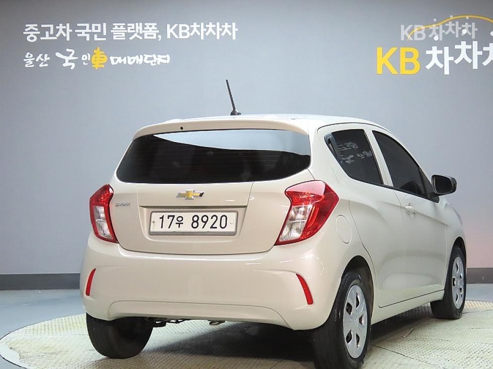 GM Korea Chevrolet Spark BASE MODEL — фото 2