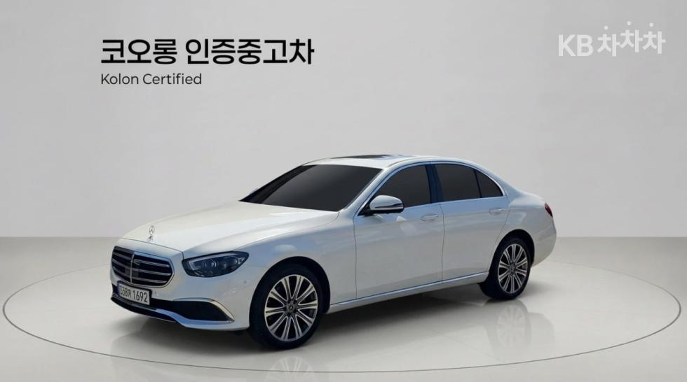 Mercedes-Benz E-Class, 2023